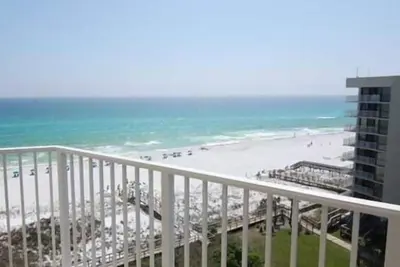 Image de Incroyable Two Story 3 Bdrm Gulf Front Condo - 2 suites Master w / vues et balcons