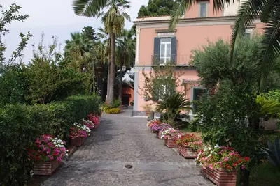 Image de Villa Raffaela - Demeure seigneuriale, indépendant, calme, ensoleillé, idéal pour des vacances reposantes