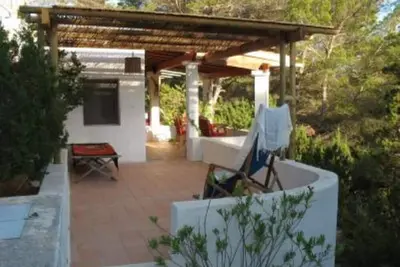 Image de A 200m de la plage; Maison avec terrasse, grand jardin sur magnifique pinède