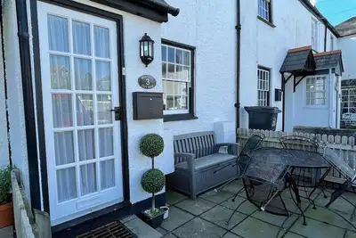 Image de Gîte classé avec jardin sur cour
