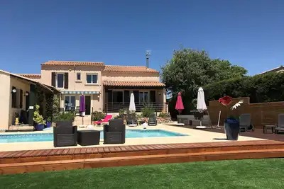 Image de Villa avec grande piscine et vue imprenable dans le pittoresque village de Margon