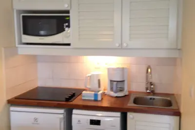 Image de appartement résidence bleu marine front de mer