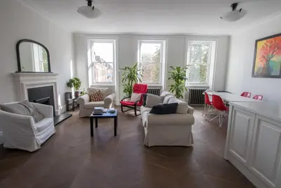 Image de Nouveau! Bel Appartement 2 Chambres Et 2 Bains À Chelsea Et Kensington