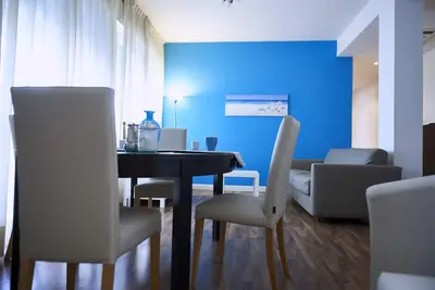 Image de Spacieux appartement de 30 mètres de la mer (via Bafile) et près de la Piazza Mazzini