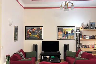 Image de Spacious apartment. Superb central location. British owner.