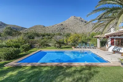 Image de Villa Can Deia située à Siller avec piscine privée