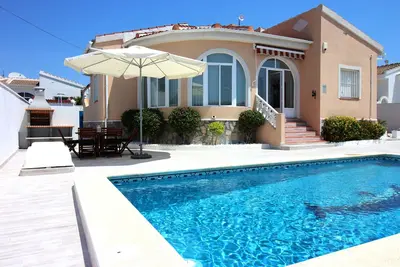 Image de Villa avec piscine privée - Chalet avec piscine privée Casa Giner