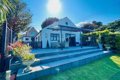 Image de Superbe Boutique Cottage avec de spectaculaires vues sur la mer