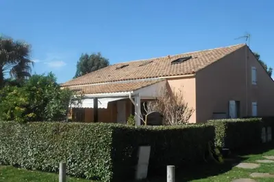 Image de maison au domaine du lac impasse du lac a méze