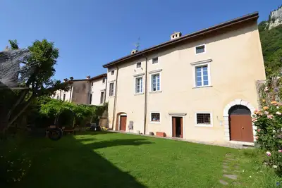 Image de Affi: Maison / villa - Affi