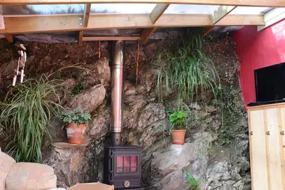 Image de Cornish Cottage à 100m de la plage accueillante pour les chiens + jardin fermé sur le jardin sur le parking