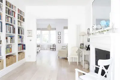 Image de Maison de Londres individuelle parfaitement adaptée aux familles (10 personnes et plus)
