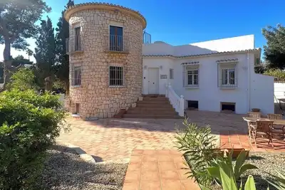 Image de Villa de luxe dans un grand parc, 14 personnes, Sky, Wifi - Grand jacuzzi, partie A / C