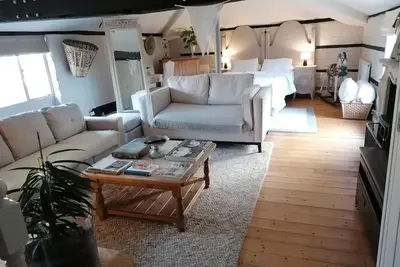 Image de Courtyard Appartement sur le bord de Windsor Great Park