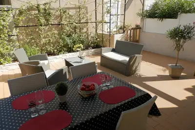 Image de Maison climatisée grande terrasse 200 m de la mer (courts séjours acceptés)