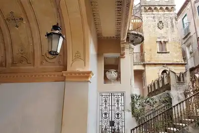 Image de Martina, terrasse, balcon, centre, 5 min à pied de la plage, dans palais de 1700