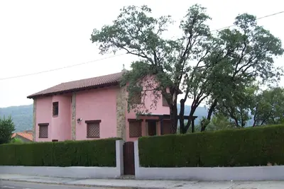Maison avec piscine, près de la mer à la montagne, parc naturel de Serra Espada