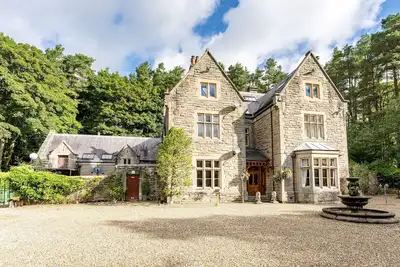 Image de Manoir Cleugh; Superbe espace de divertissement pour les familles, les amoureux de l'histoire et de la nature