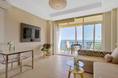 Image de Bord de mer. Castillo de Santa Clara. Rénové. une connexion Wi-Fi gratuite.