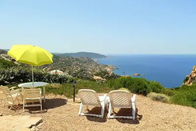 Image de Belle détaché 3 chambres Villa, vue sur la mer incroyable, terrasse, à proximité de la plage