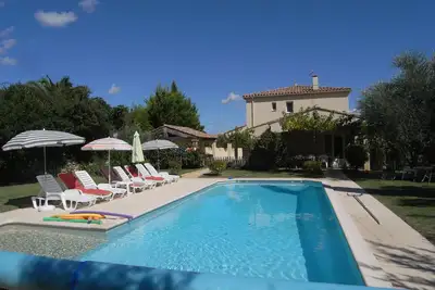 Image de 5 bedroom Provencal villa, heatable pool, air-con, secluded garden, 4 bath/5wc