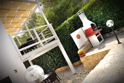 Image de Une charmante maison de 300 M De La Mer - Porto Badisco