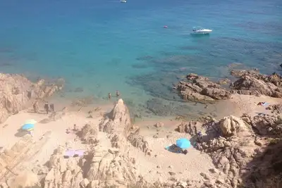 Image de Villa, 200 m Plage de Bodri, proche Vue Mer, Climatisation, Grand Parc paysager,