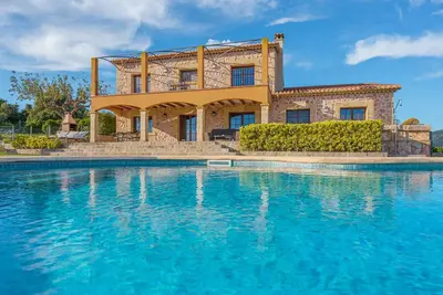 Big luxury villa with private swimming pool located between Alcudia and Pollensa