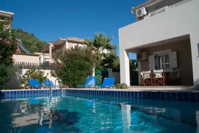 Spacieux 3 Chambre Villa avec piscine privée