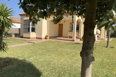 Image de Modern three bedroomed villa with pool in the Costa de la Luz