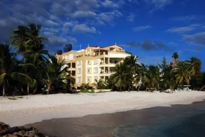 Appartement front de mer à Dover Beach, St-Laurent