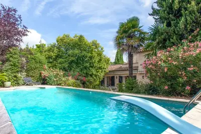 Image de Luxe villa familiale à 450 mètres de Valbonne