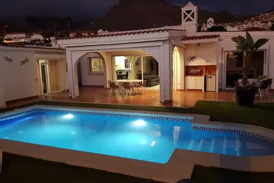 Image de Belle villa, vue sur mer, piscine privée Chauffée solaire, wifi  4 Pers Maximum