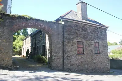 Image de Cottage converti stable au coeur de Castletownshend