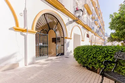 Bel Appartement Au Centre, Wifi Prive, Ascenseur, Proche De La Plage