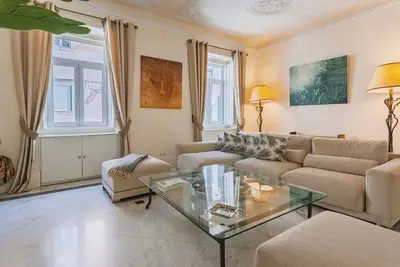 Image de Garden Mansion in Historic Center by LovelyStay