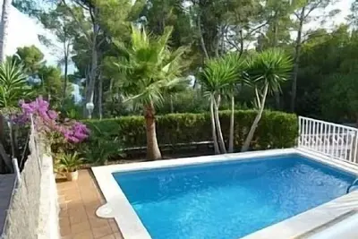 Image de 🌴Spacious Family Villa with Private Pool & Sea Views, Just 250m from the Sea!