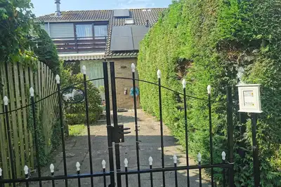 Image de Maison de vacances ensoleillée près de Grevelingenmeer avec jardin clos + grande terrasse.