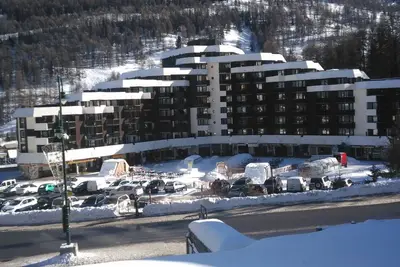 Image de Vars Les Claux: studio cabine au coeur de la station