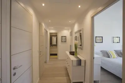 Image de Luxury air-conditioned apartment in Carré d’Or, 200m from beach, 2 balconies