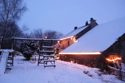 Image de Gîte Les 7 Frênes-La chaleur du bois et de la pierre pour un séjour authentique