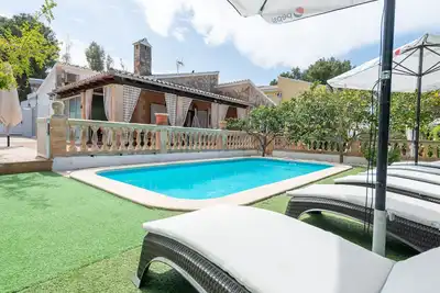 Image de Villa familiale avec piscine privée, à 500 m de la plage