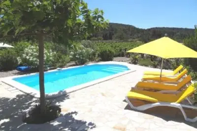 Image de Villa avec piscine privative chauffée, vue  sur le vignoble, à 25 Km de la mer.