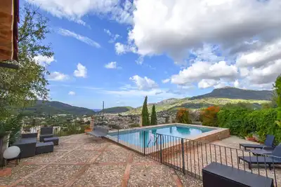 Image de Maison accueillante avec piscine, WiFi et vues spectaculaires sur SĂłller