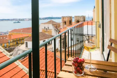 Image de Alfama Balcony River View by LovelyStay