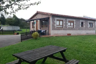 Gîte rural (location complète) El Hogarín de Arriondas pour 8 personnes