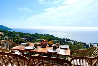 Image de Appartement confortable avec une vue imprenable à Calella de Palafrugell