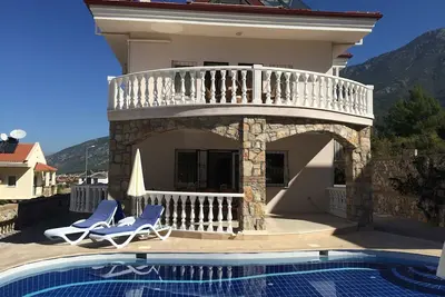 Image de Villa individuelle - piscine privée - vue imprenable sur la montagne