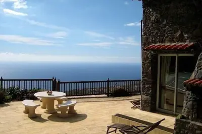 Image de Casa Rochinha, vues spectaculaires, piscine chauffée très spacieuse