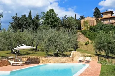 Image de Ancienne villa nichée dans les collines de Chianti